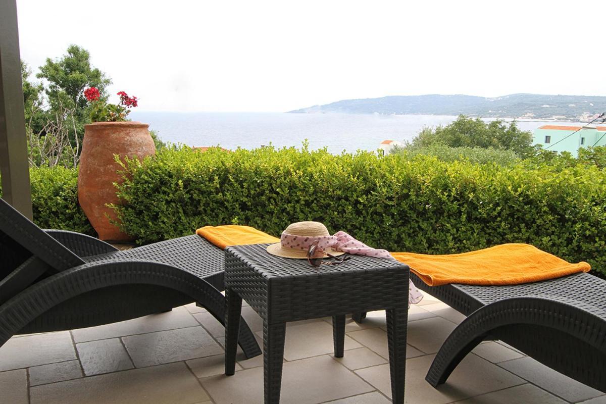 Skinari Apartment Monolia