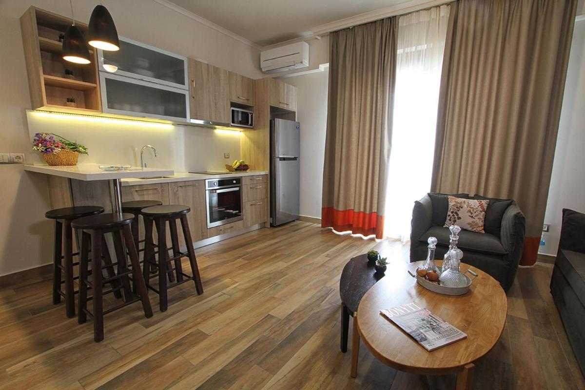 Skinari Apartment *